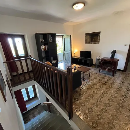 לינה וארוחת בוקר Casa Laiazzo