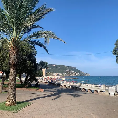 Casa Laiazzo לינה וארוחת בוקר 3*